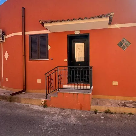 Casa Graziosa Con Wifi E Aria Condizionata A 500 M Dalla Holiday home *